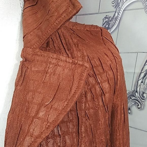 dressbarn  - Picture 3 of 7